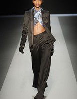 Выбираем модные брюки сезона