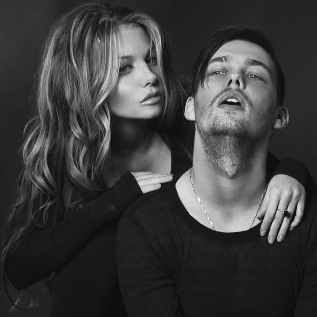 Аристарх Венес з дівчиною