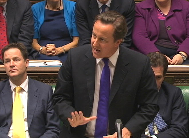 Девід Кемерон виправдовується у парламенті Великобританії