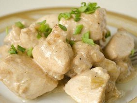 Курица в сметане с паприкой Курица в сметане с паприкой