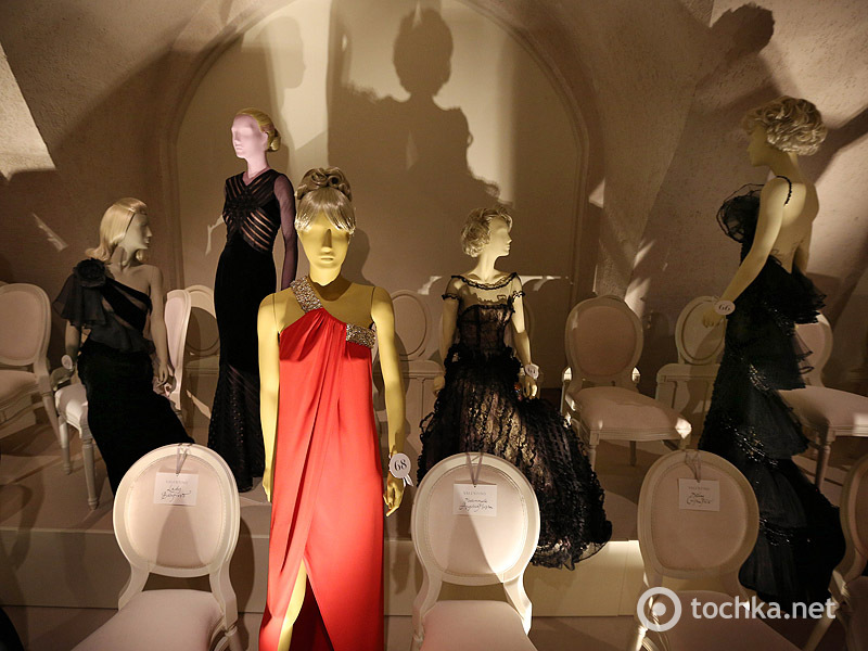 Репортаж с выставки Валентино