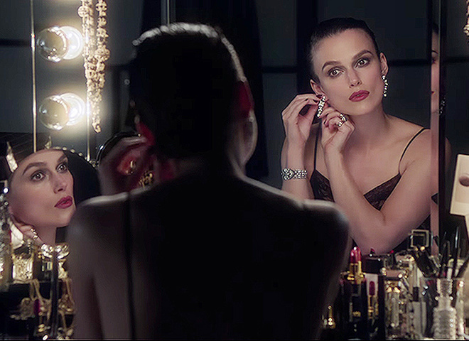 Уроки макияжа от Киры Найтли в проекте Chanel Beauty Talks