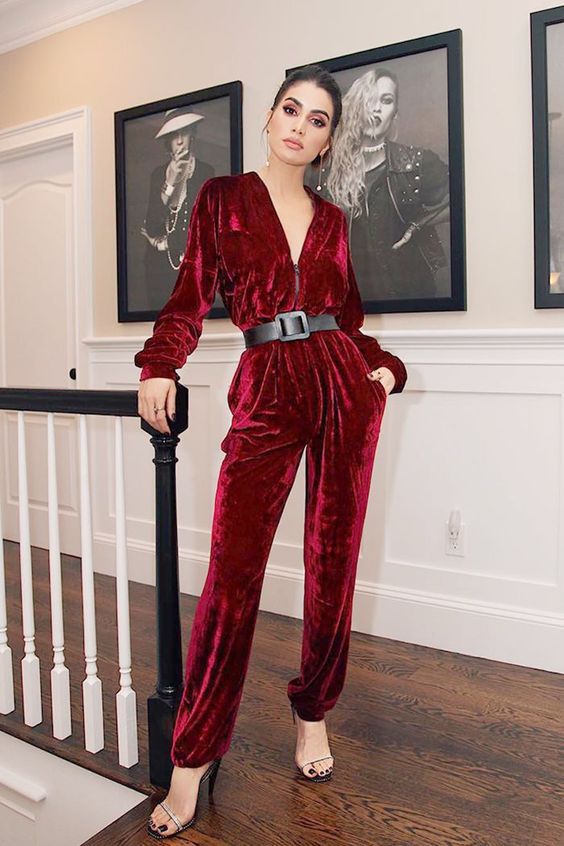 Комбинезоны и блузки на Новый год 2021