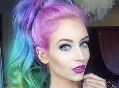 Тренд осінь-зима 2016: різнокольорове волосся