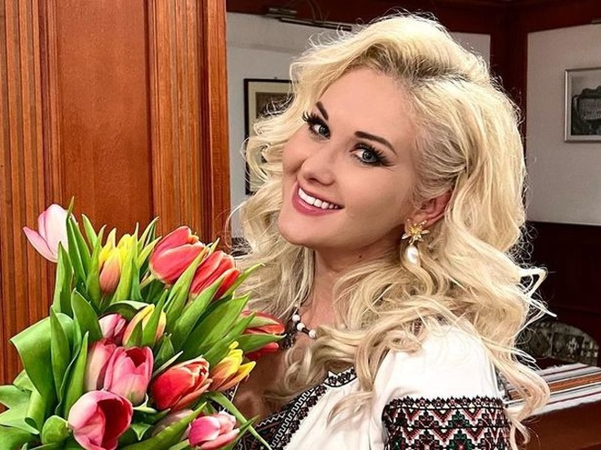 Катерина Бужинська показала, який вигляд має її 16-річна дочка від минулих стосунків