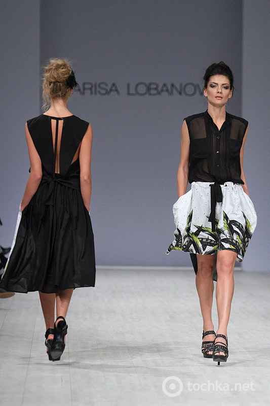 Показ Larisa LOBANOVA