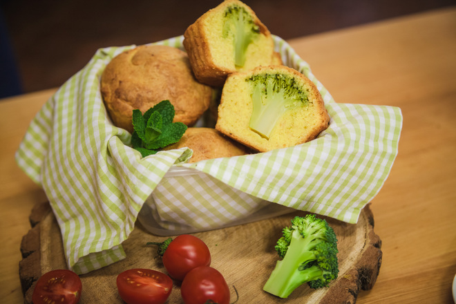 Руслан Сєнєчкін