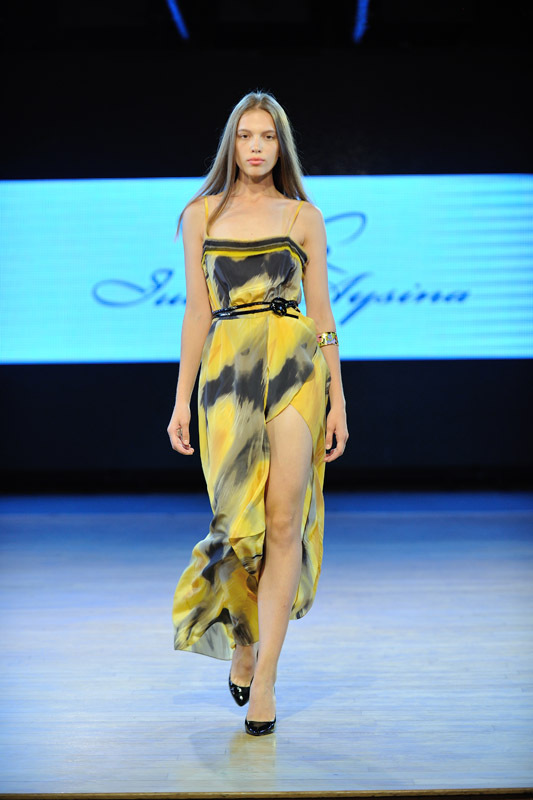 Odessa HOLIDAY FASHION WEEK: Julia AYSINA