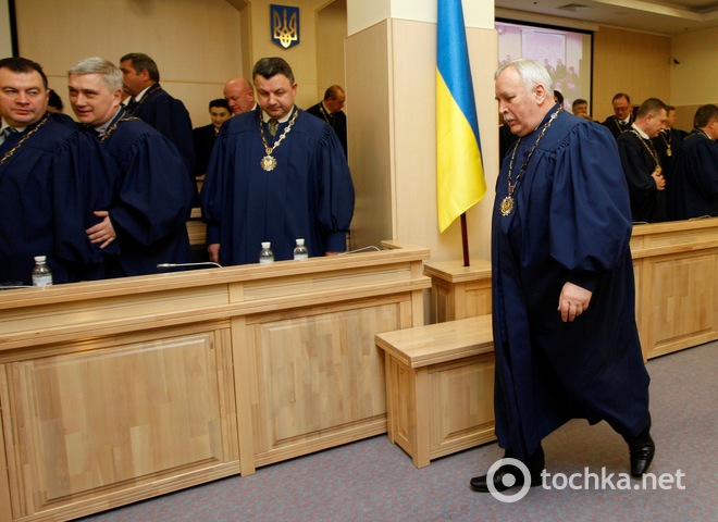 Судді України