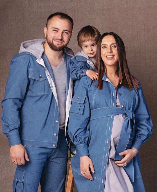 Джамала с семьей