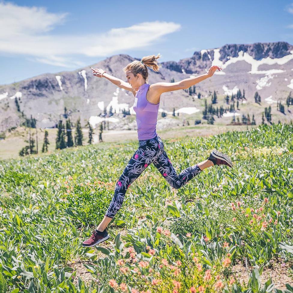 Карли Клосс стала лицом осенне-зимней коллекции Stella McCartney х Adidas