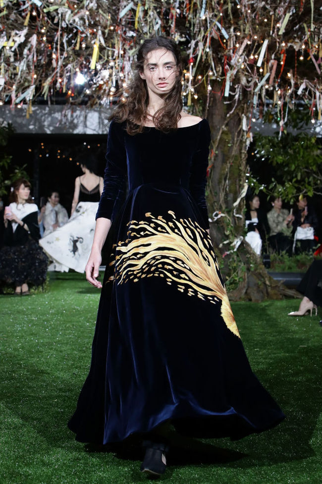 Бархатные вещи: платья