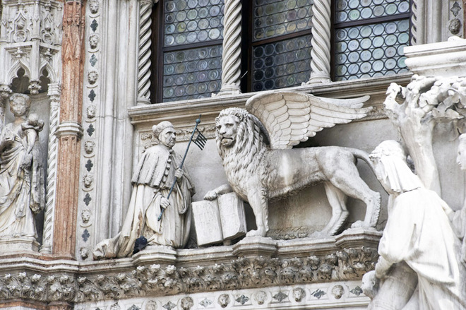 Таємниця крилатих левів Венеції