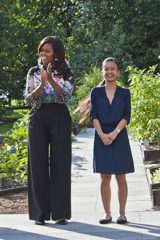 Уходи красиво: Мишель Обама стала иконой стиля 2016 года 