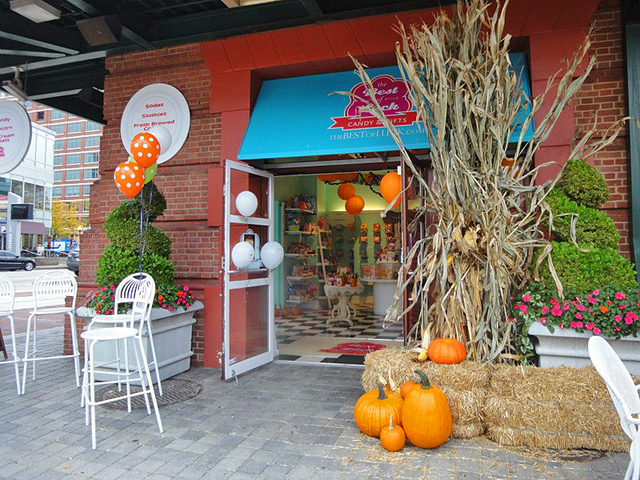 Best of Luck Candy, Балтимор