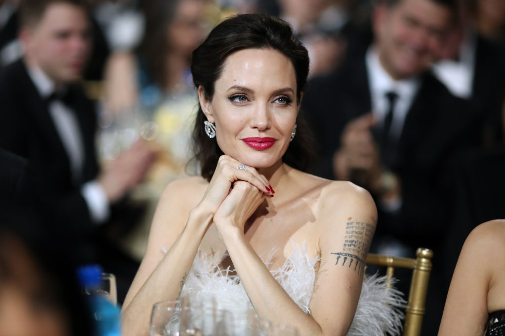 Биография Анджелины Джоли: интересные факты о личной жизни и успехе