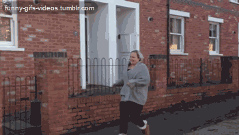 Девушки — это само изящество и грациозность