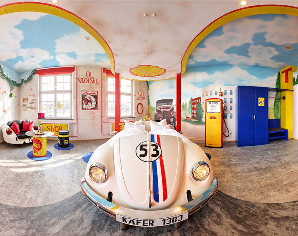 Крутой отель "V8" в Штутгарте