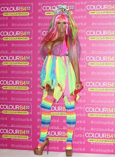 ТОП самых чудных нарядов 2014 года