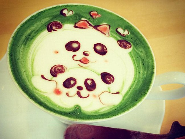 Цветные шедевры на латте