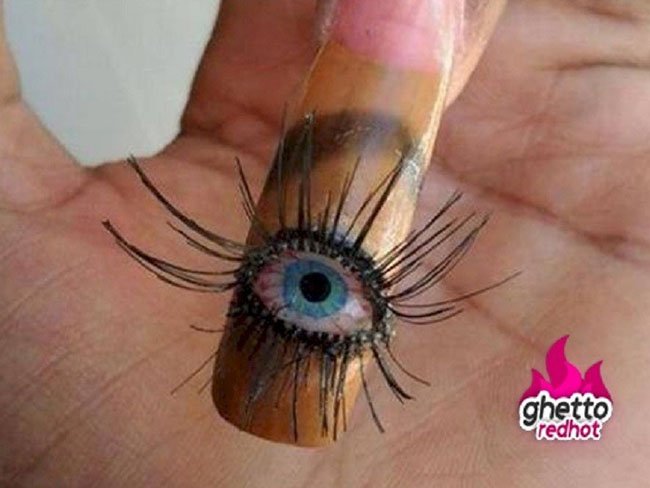 ТОП самых уродских маникюров за всю историю человечества