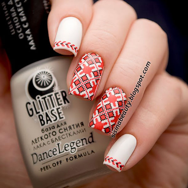 Стильный маникюр-вышиванка