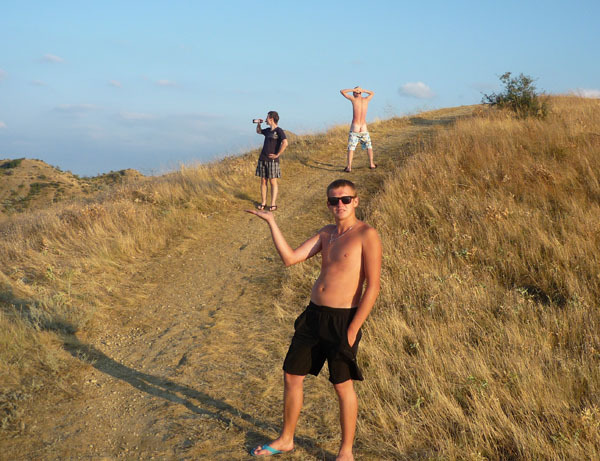 Всегда найдется тот, кто испортит фото