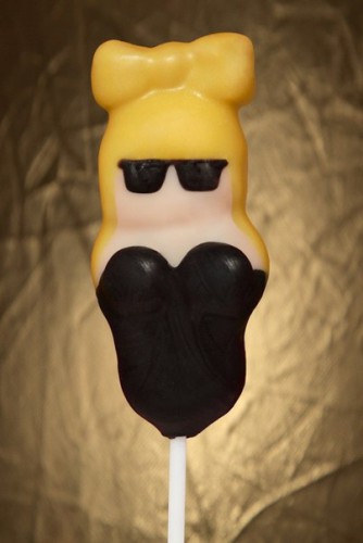 Гага на палочке