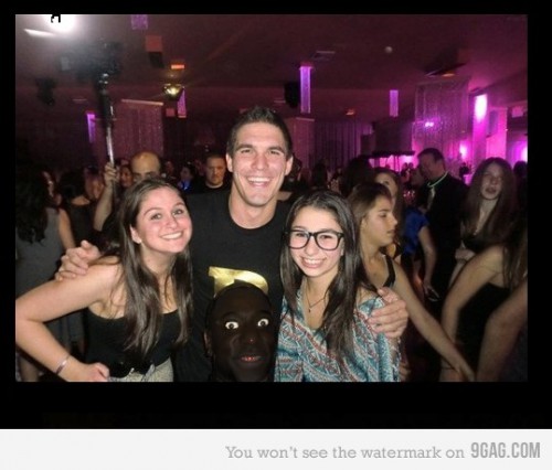 Сколько человек на фото?)