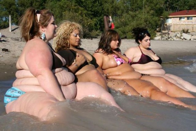 Смешные приколы про девушек