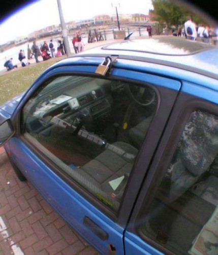 китайский, зато с секреткой!!