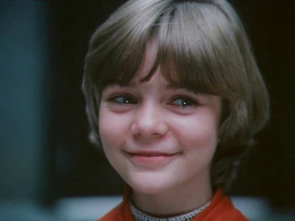 Как Алиса Селезнева выглядит сейчас